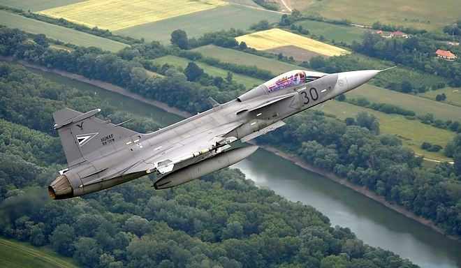 gripen2.jpg