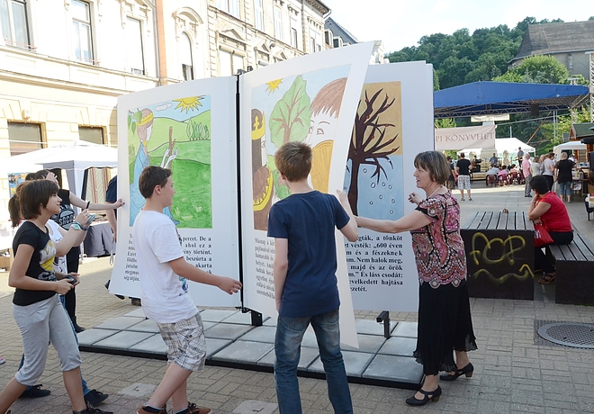 konyvhet_150603_fkcs_14.jpg