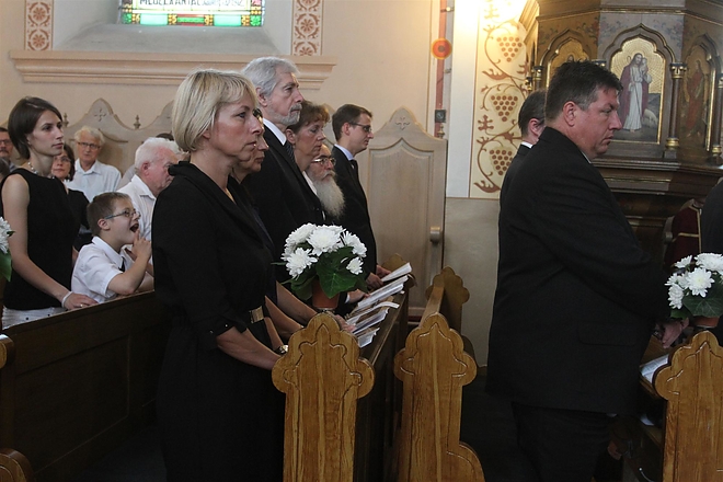 papai_bulla_kihirdetese_150613_ja_1.jpg