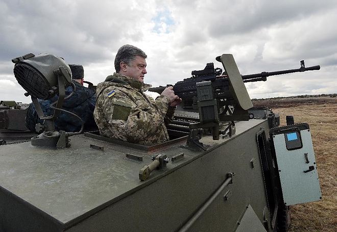 saxon_a_tank.jpg saxon_a_tank.jpg