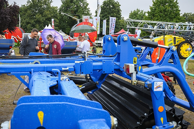farmer_expo.jpg farmer_expo.jpg