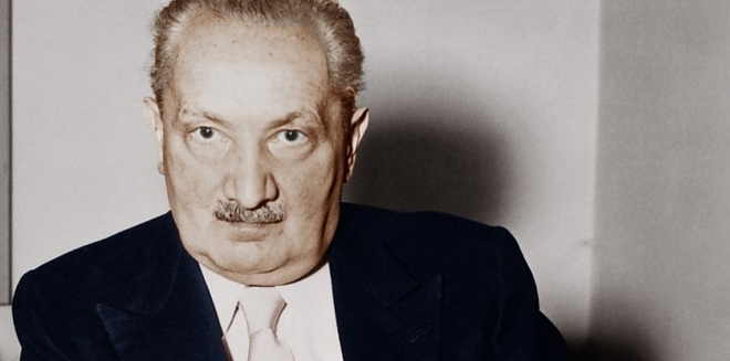 avt_martin-heidegger_4178.jpeg
