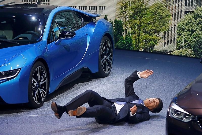 bmw_vollapse.jpg
