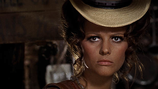 claudia_cardinale_cinefest.jpg