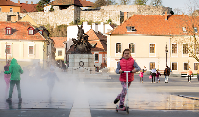 eger.jpg eger.jpg