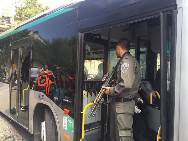 izr_bus.jpg izr_bus.jpg