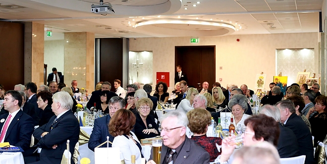 rotary_es_lyons2.jpg rotary_es_lyons2.jpg