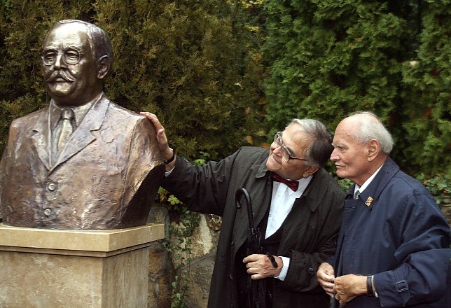 20151006goncz-arpad-mecs-imre-szemely.jpg