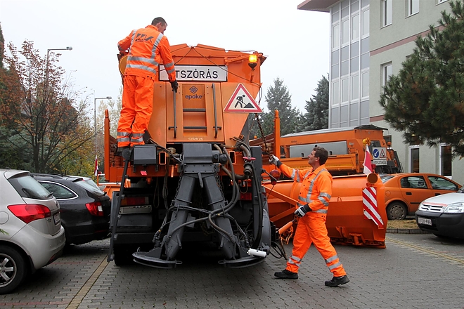 kozut_teli_gepatvetel_151109_ja_10.jpg