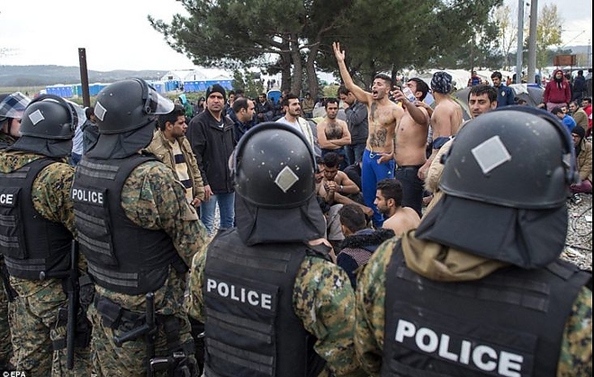 migr_macedonia.jpg migr_macedonia.jpg