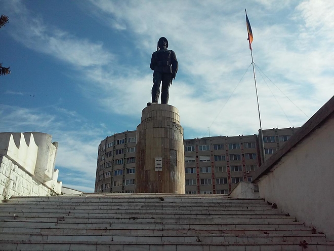 ismeretlen_katona_sepsiszentgyorgy.jpg ismeretlen_katona_sepsiszentgyorgy.jpg