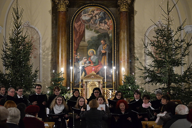 karacsonyi_koncert_151227_vcs_4.jpg