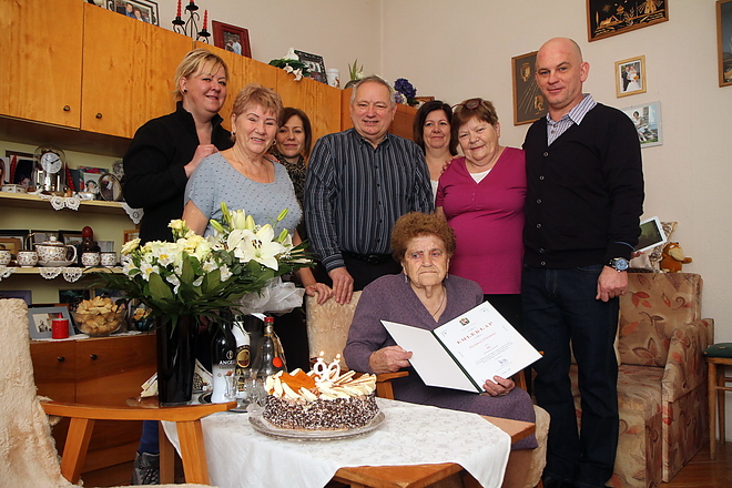 90_eves_koszontese_160107ml_2.jpg