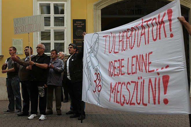 mvk_tuntetes_151007_ja_19.jpg
