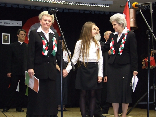 szepen_szolva_irodalmi_kor2.jpg szepen_szolva_irodalmi_kor2.jpg