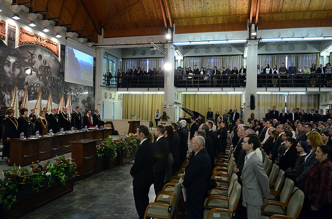 diplomatado_160204_vcs_02.jpg