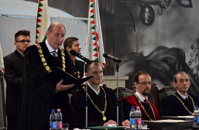 diplomatado_160204_vcs_03.jpg