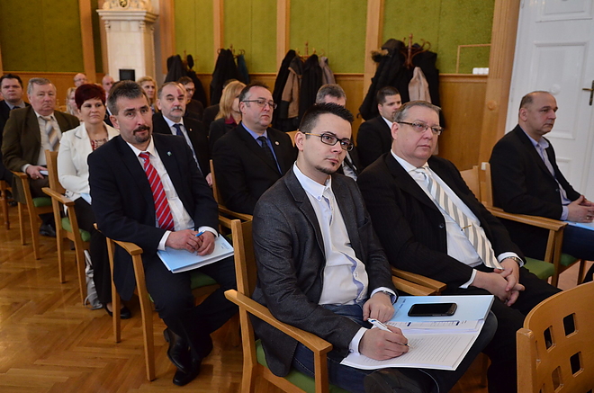 emasz_160229_vcs_16.jpg