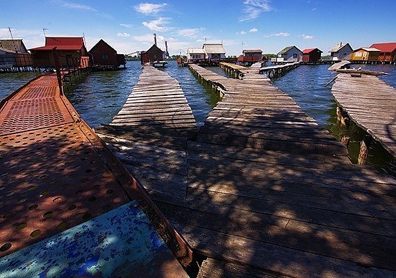 mesebeli_bokod3.jpg mesebeli_bokod3.jpg