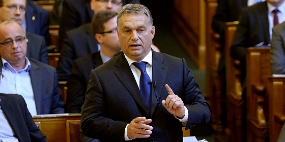 orbanparlament.jpg