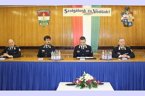police_evertekelo.jpg police_evertekelo.jpg