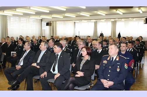 police_evertekelo2.jpg police_evertekelo2.jpg