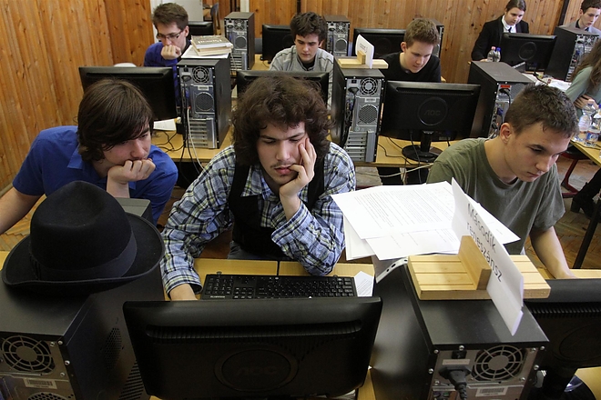 programozo_verseny_foldes_160220_ja.jpg programozo_verseny_foldes_160220_ja.jpg