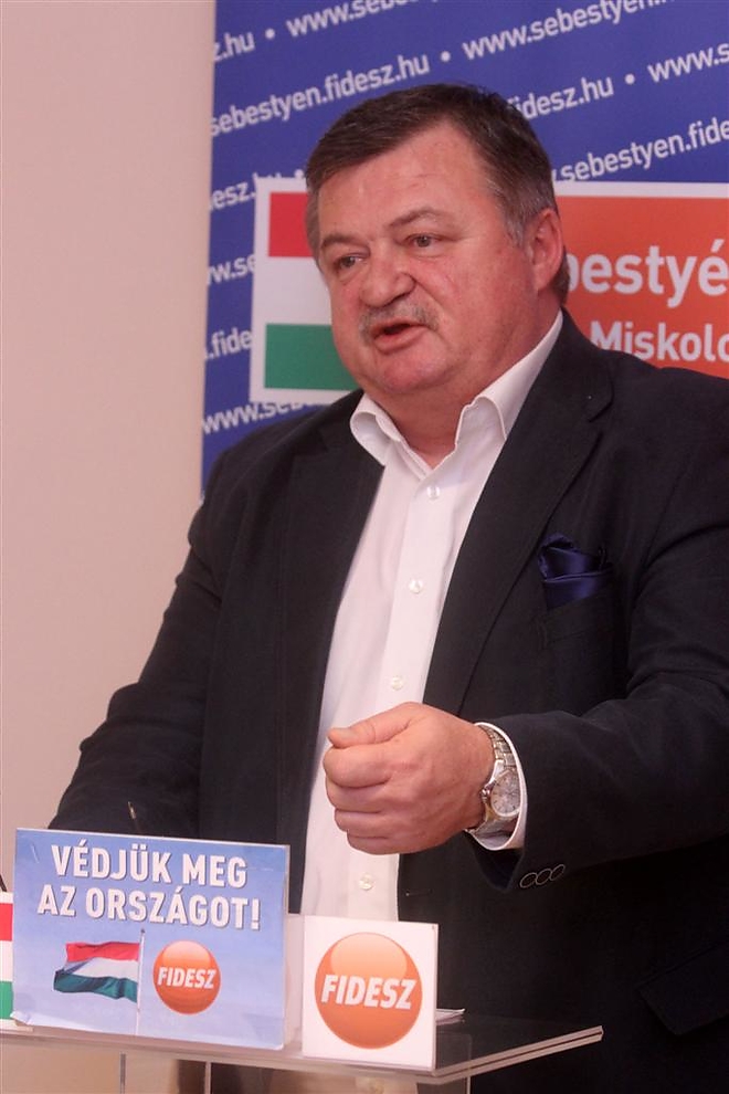 sebestyen_laszlo_sajtaj_160201_ja_5.jpg sebestyen_laszlo_sajtaj_160201_ja_5.jpg