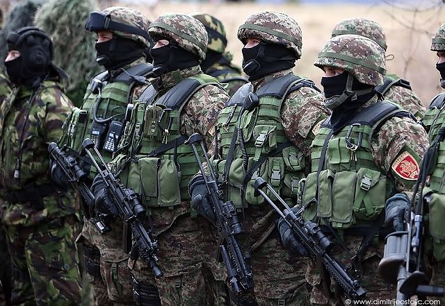 serbia_army.jpg