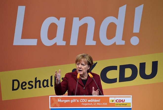 merkel2.jpg