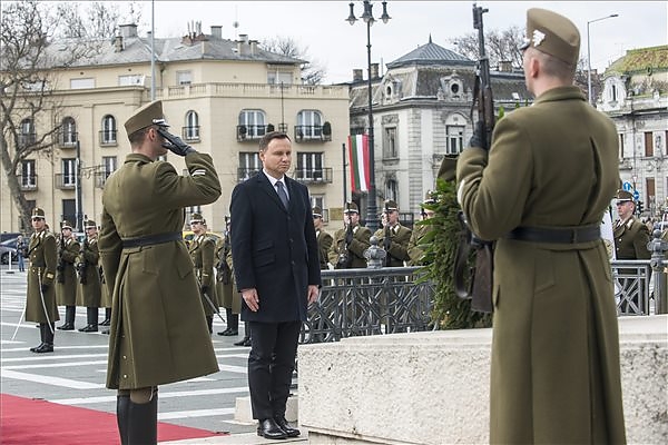 poland_hungary4.jpg
