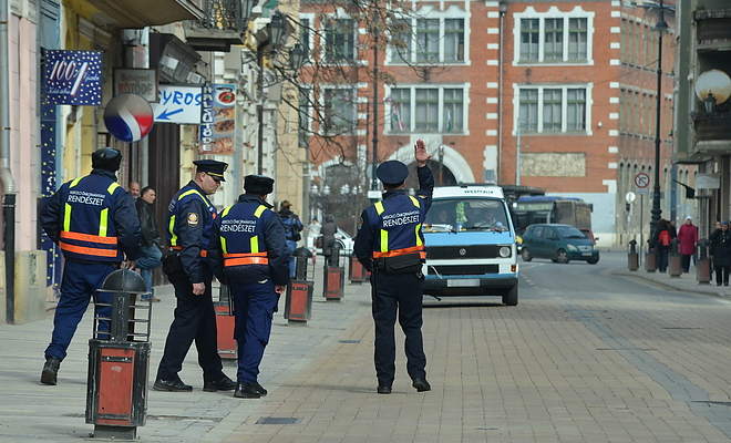 rendeszek_160303_vcs_12.jpg