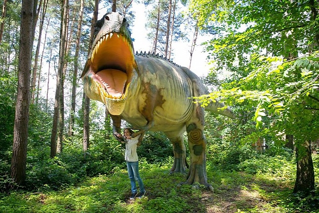 veszpremi-allatkert-dinoszaurusz-oslenypark4.jpg