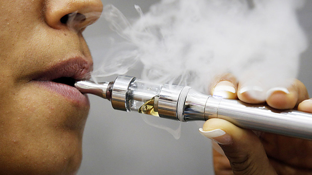 e_cigaretta_ill.jpg e_cigaretta_ill.jpg