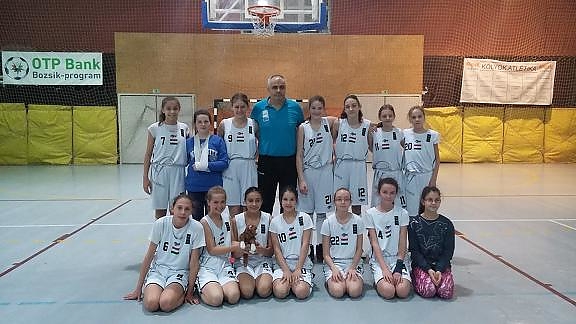 mvsi_vadmacskak_u13_tini.jpg mvsi_vadmacskak_u13_tini.jpg