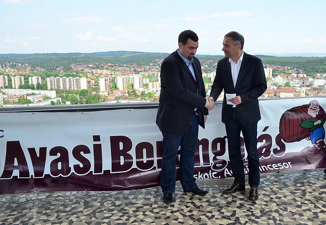 sajtotajekoztato_160505_vcs_4.jpg