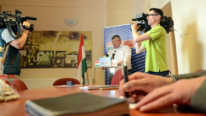 sebestyen_160512_fkcs_6.jpg sebestyen_160512_fkcs_6.jpg
