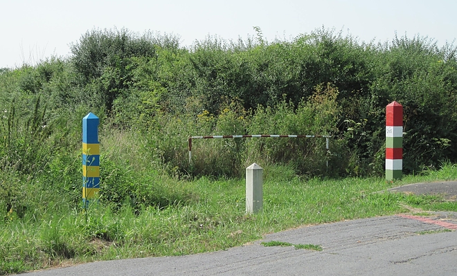 ua_hu.jpg ua_hu.jpg