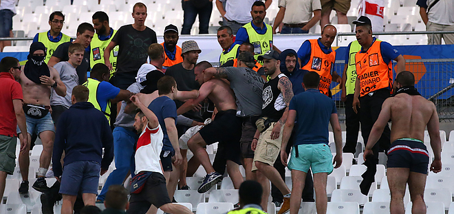 russia_fans3.jpg russia_fans3.jpg