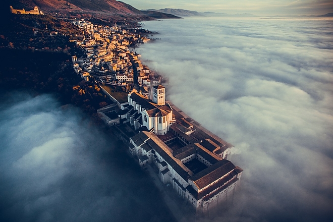 basilica-of-saint-francis-of-assisi-umbria-italy-by-fcatutto.jpg basilica-of-saint-francis-of-assisi-umbria-italy-by-fcatutto.jpg