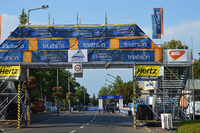 triatlon.jpg triatlon.jpg