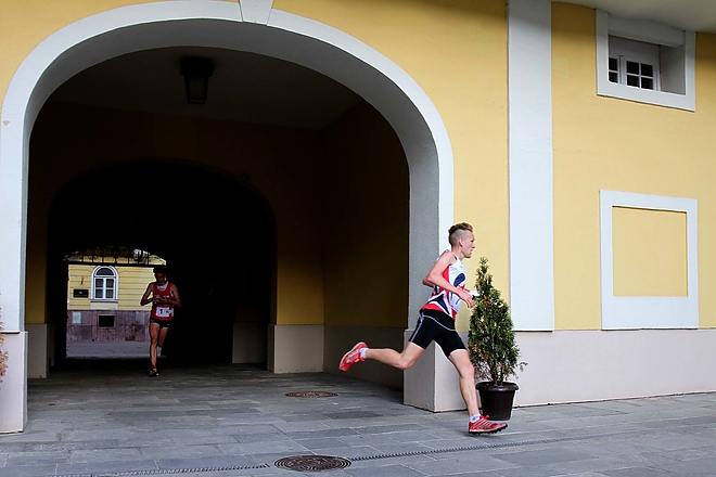 tajfuto_vb_belvaros_sprint_valto_160802_ja_22.jpg tajfuto_vb_belvaros_sprint_valto_160802_ja_22.jpg