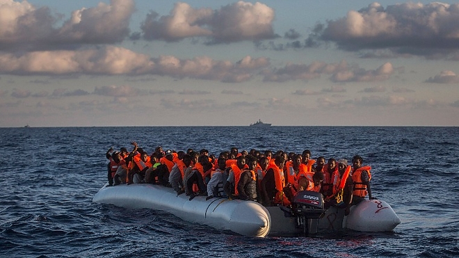 afrika_migr_boat.jpg afrika_migr_boat.jpg
