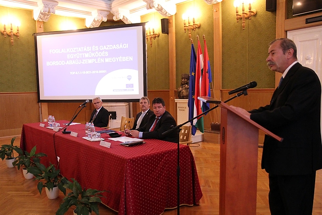 foglalkoztatasi_konferencia_1610045_ja_7.jpg foglalkoztatasi_konferencia_1610045_ja_7.jpg