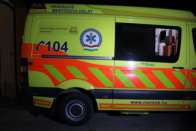 kitort_mentoablak2.jpg