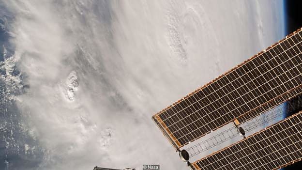 nasa_matthew.jpg nasa_matthew.jpg