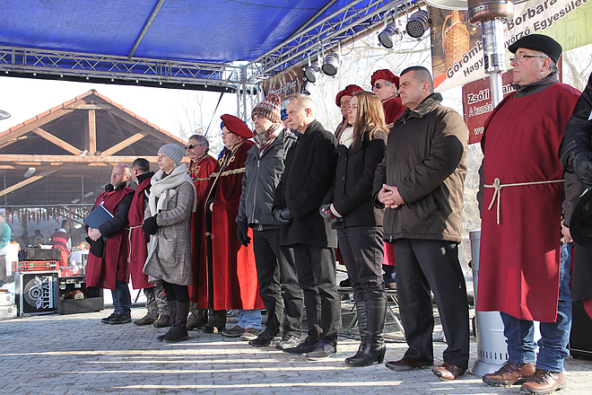 20170121_forraltbor_vesszoszenteles_bl_9_web.jpg 20170121_forraltbor_vesszoszenteles_bl_9_web.jpg