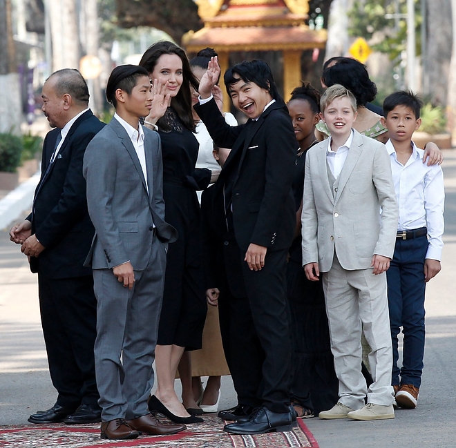 angelina_jolie.jpg angelina_jolie.jpg