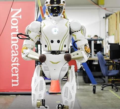 robot.jpg robot.jpg