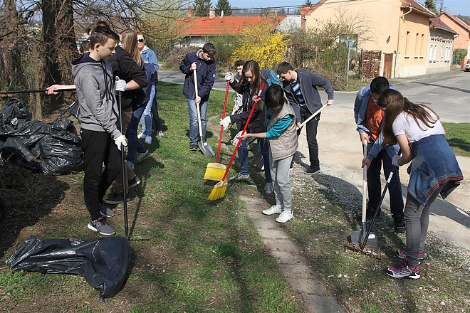 szinva_takaritas_170401ml_7.jpg
